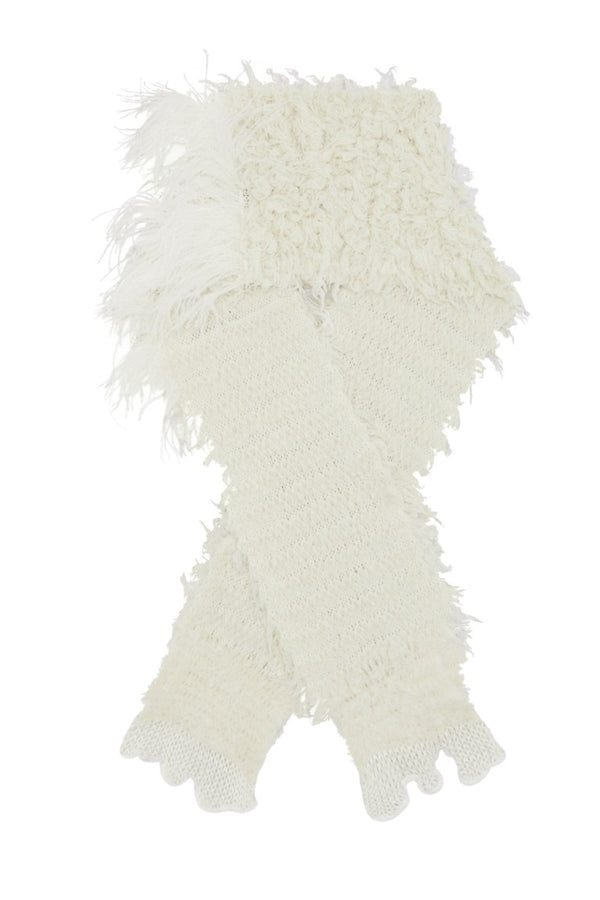 Ofke Knit Scarf with Feathers Embroidery