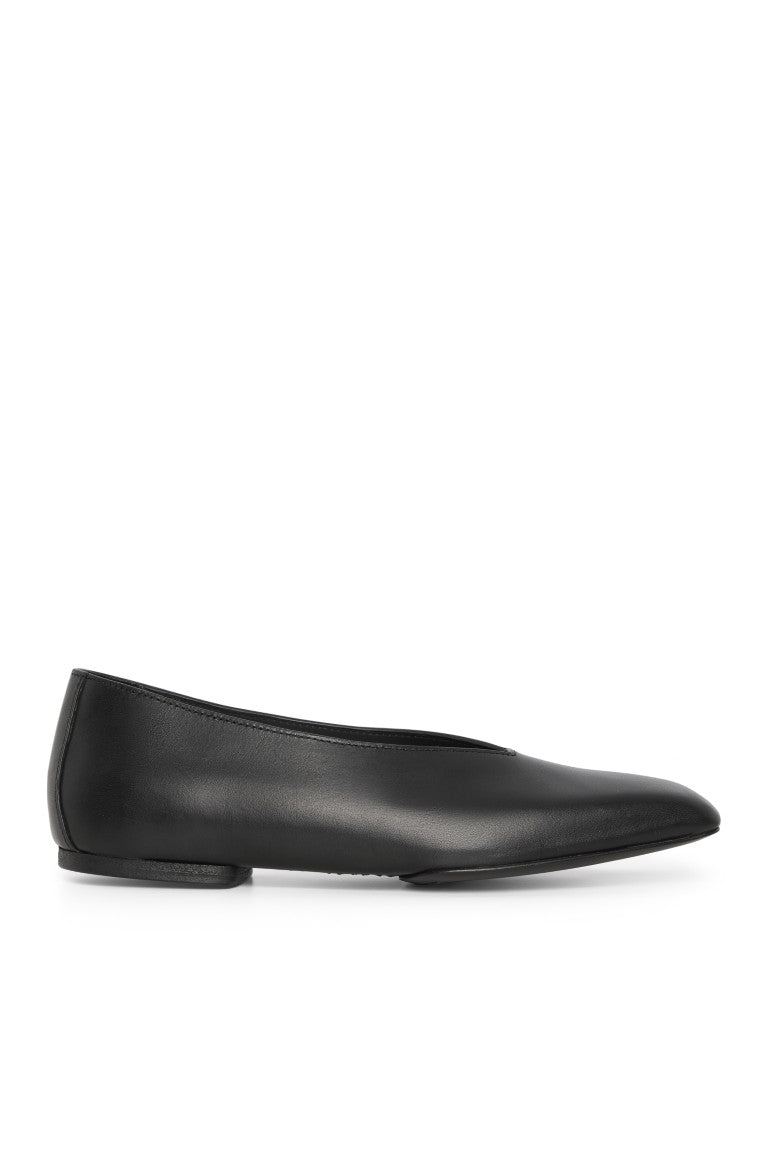 Ballerina Ballet Flats