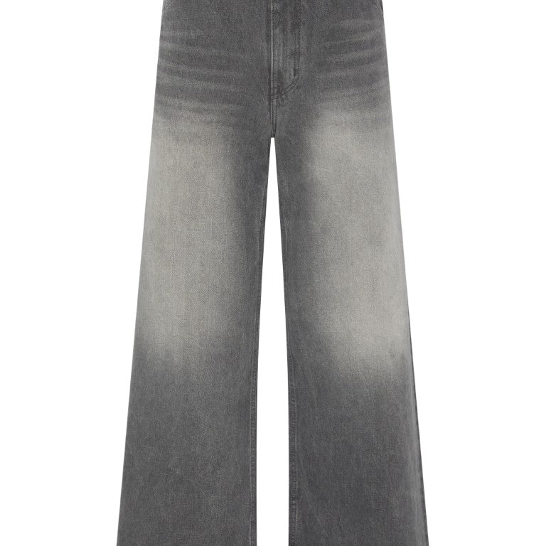 Cut-Off Semi Flare Jeans