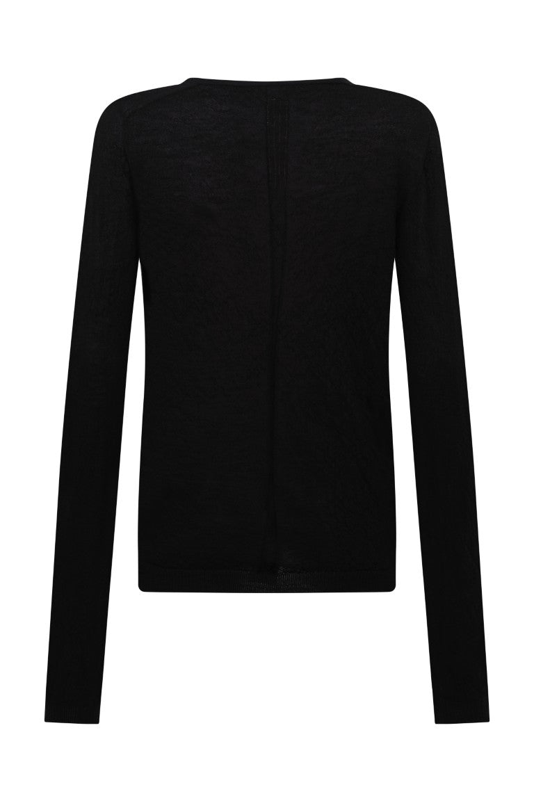 Extreme V Neck Pull